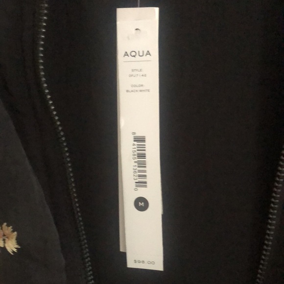 Embroidered baseball style jacket. White/black w/ gorgeous floral embroidery - Picture 11 of 13